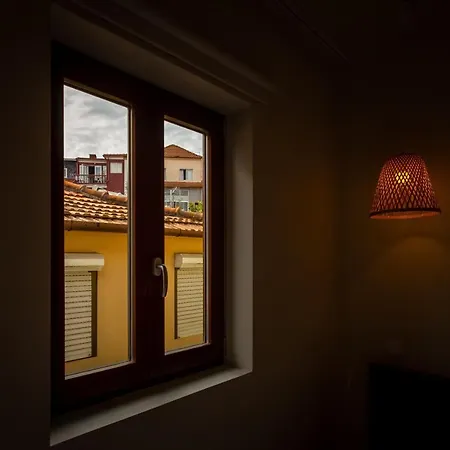 Apartment Orm- Fontainhas 01 & 02 Porto
